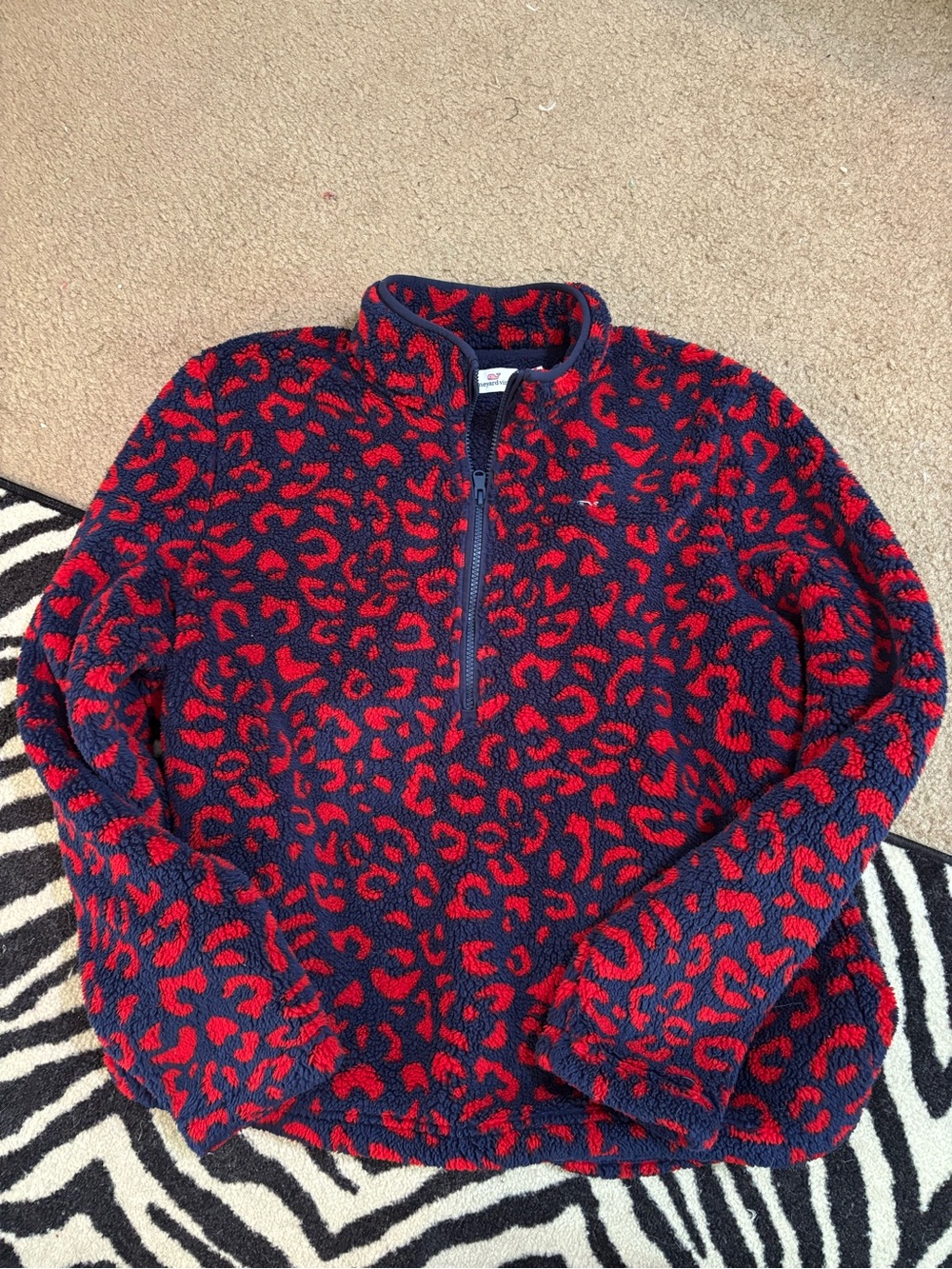 Vineyard Vines “Falling For Leopard” Supershep Sherpa 1/4 Zip Jacket XL Red Navy